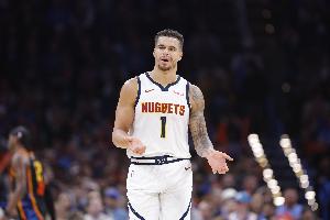 正负值-22最低！小迈克尔-波特18中7拿到16分6板 三分10中1