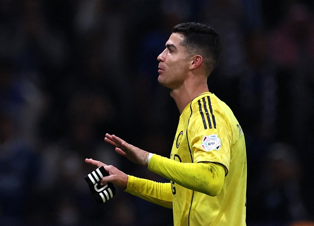 九游体育官方网站-明年退役？英媒：C罗很可能在27年夏季离开胜利，且可能就此退役